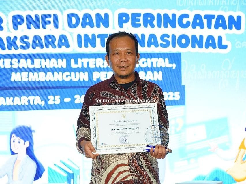 Forum TBM Mendapatkan Penghargaan pada Peringatan Hari Aksara Internasional ke-59